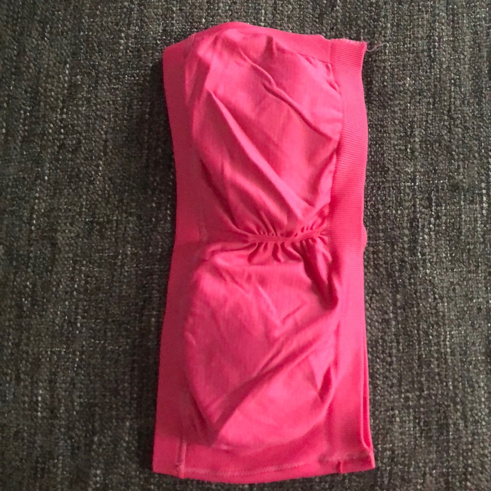 Victoria’s Secret seamless bandeau BRA 💕 NEW